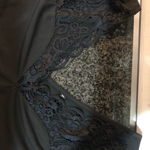 Blouse - Picture 2 of 4